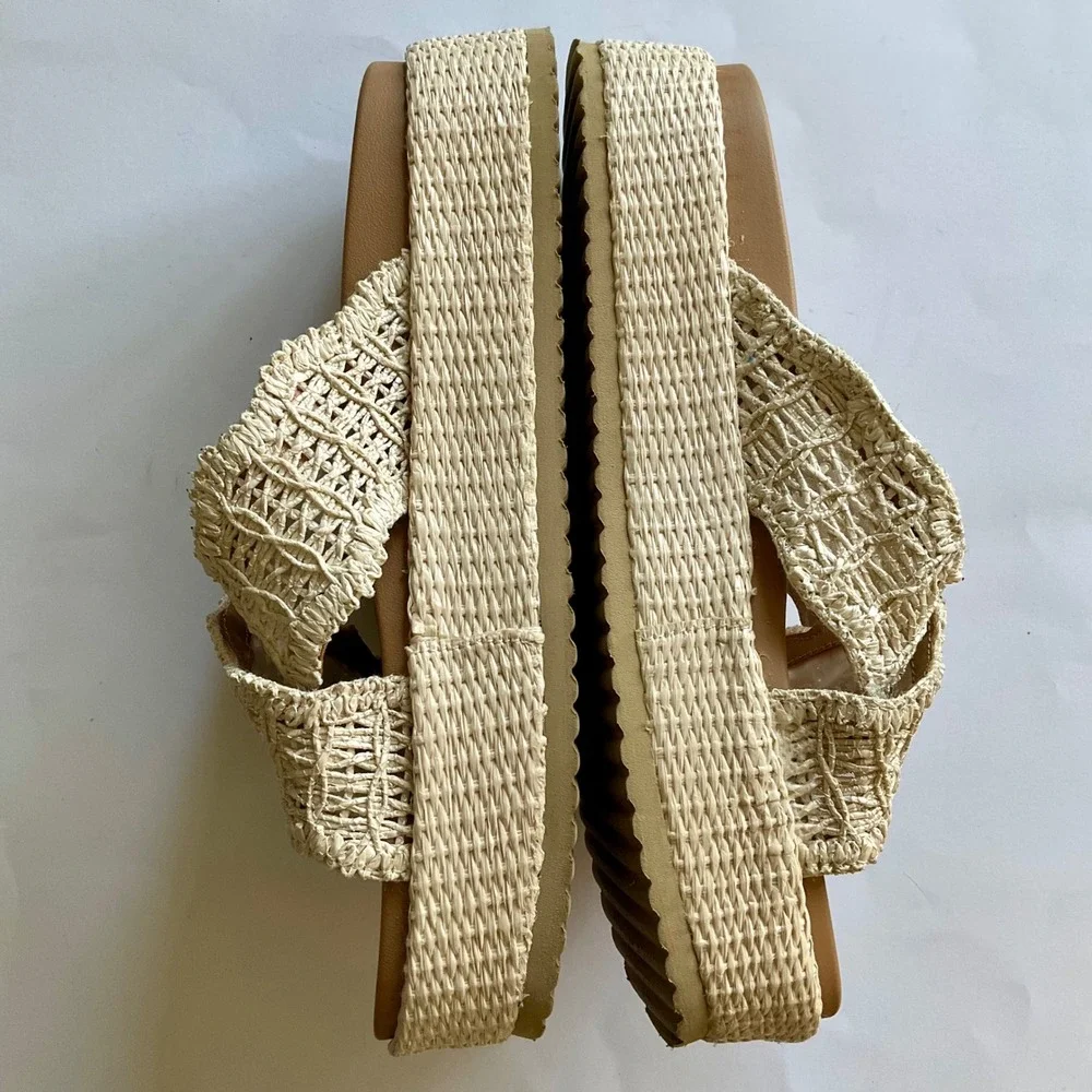 DV Dolce Vita Sugar 7.5 Crochet Woven Platform Sandals Tan Crisscross Slide Boho